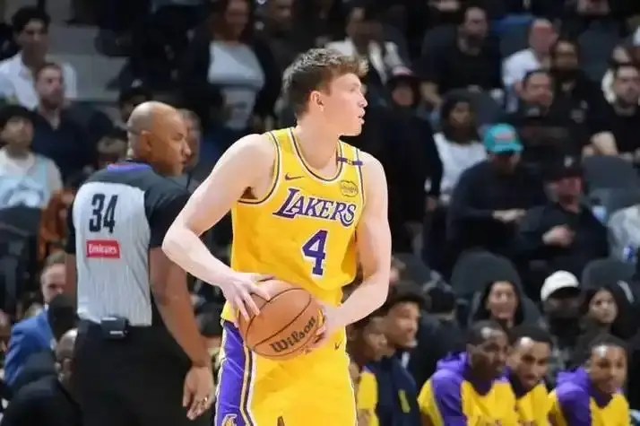 其在休赛期, amp, 提供一定的