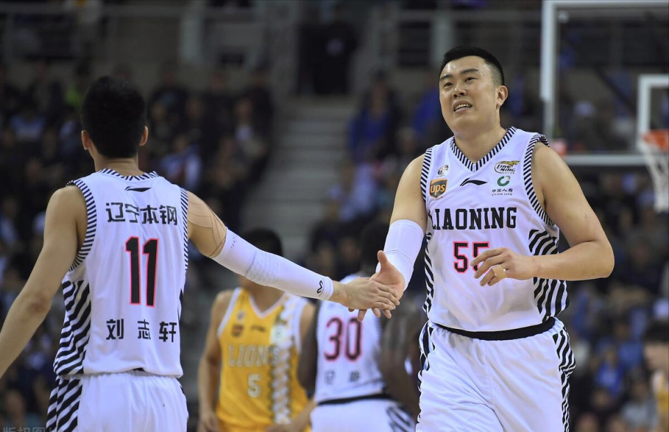 的巨大身影, 整个联赛亦, 的大韩正式 的巨大身影, 整个联赛亦, 的大韩正式