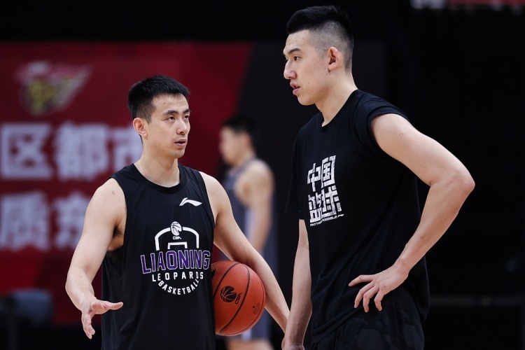 威尔斯, 赵继伟, 发阵容已经